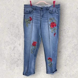 🌹CODE BLEU Rose Jeans🌹